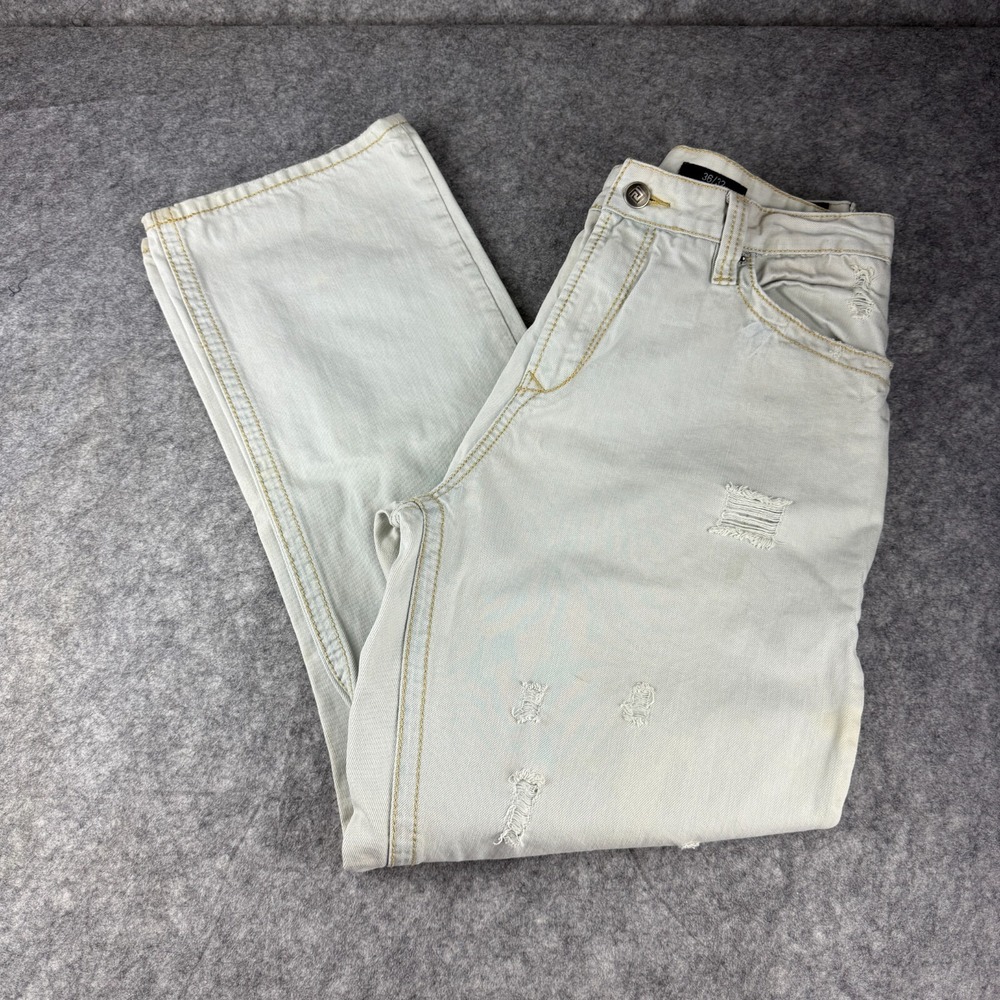CJ Black Premium Relaxed Straight Jeans Mens 36x32 Light Wash Distressed